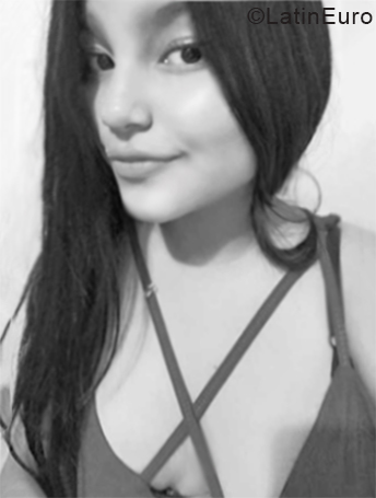 Date this young Colombia girl Luisa from Popayan CO24910