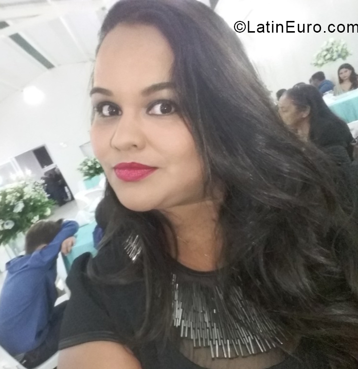 Date this lovely Brazil girl Railma from Gurupi BR10788