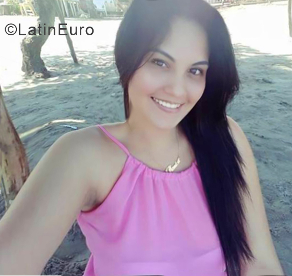 Date this young Colombia girl Moni from Sincelejo CO25018