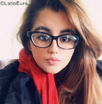 attractive Colombia girl Luna from Medellin CO25083