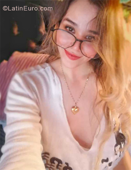 Date this good-looking Colombia girl Marisol from BUCARAMANGA CO25261