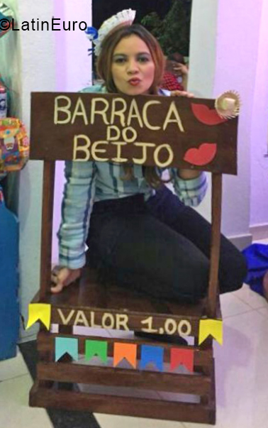 Date this nice looking Brazil girl Luciane from Manaus BR10803