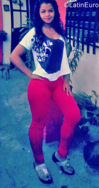 Date this sultry Venezuela girl Odaye from San Felipe VE2267