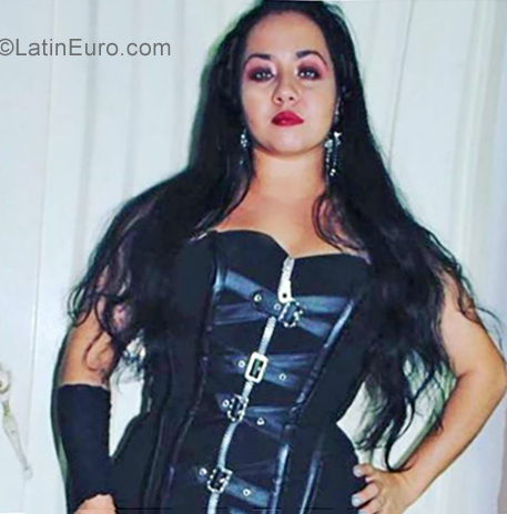 Date this georgeous Colombia girl Snowhite from Cali CO25215