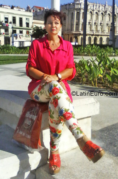 Date this good-looking Cuba girl Yamilet Hernnde from La Habana CU516