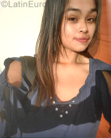 Date this gorgeous Peru girl Delianaya from Lima PE1388