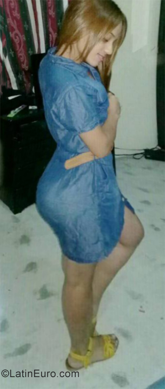 Date this cute Colombia girl Pauin from Medellin CO25367