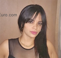Date this pretty Cuba girl Maira from Cienfuegos CU521