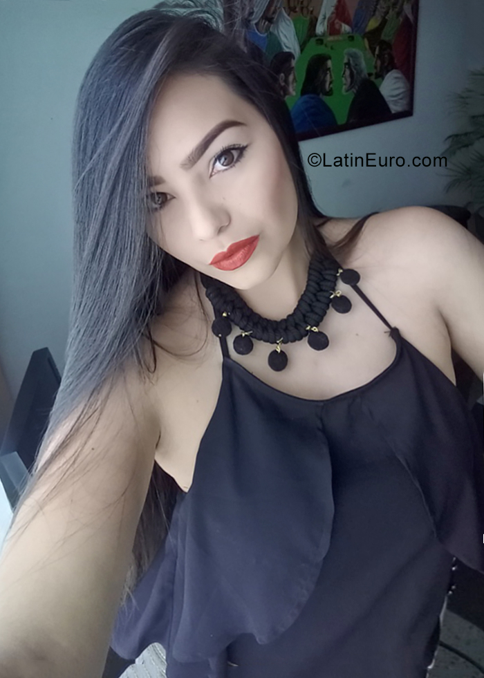 Date this tall Venezuela girl Fima from San Cristobal VE2415