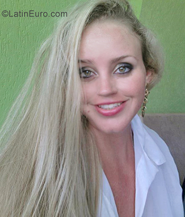 Date this hot Brazil girl Isabela from Mogi Guaçu BR10840