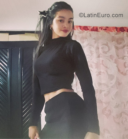 Date this cute Colombia girl Catheryn from Medellín CO31368