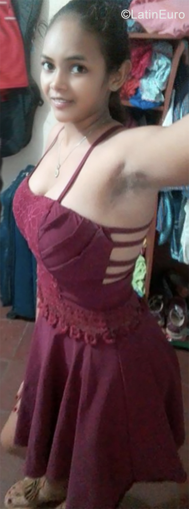 Date this beautiful Colombia girl Maria from Barranquilla VE2450