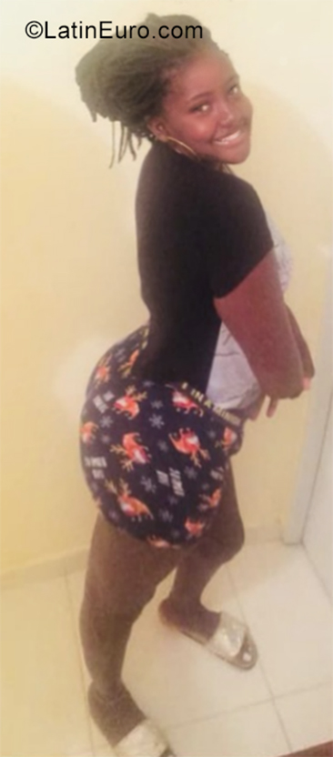 Date this cute Dominican Republic girl Ruth from San Pedro De Macoris DO35318