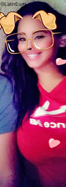 Date this hard body Venezuela girl Yornia from Miranda VE2581