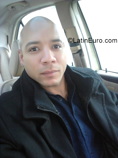 Date this charming United States man Demetrious from Virginia Beach US20213