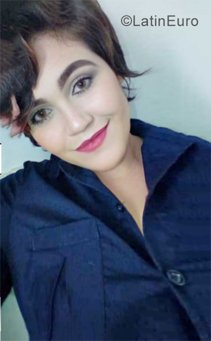 Date this funny Brazil girl Carolina from Rio De Janeiro BR10890