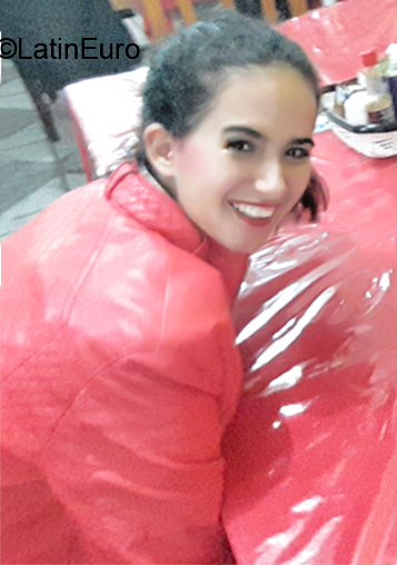 Date this funny Brazil girl Daniela from Campos do Jordao BR10981