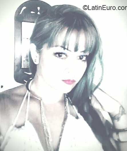 Date this delightful Colombia girl Sonia from Bogota CO26031