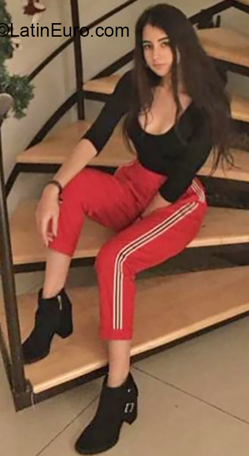 Date this young Venezuela girl Yuseli from Bolívar VE2712