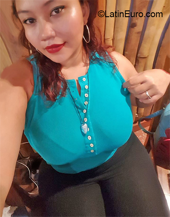 Date this lovely Nicaragua girl Gladys from Managua NI226