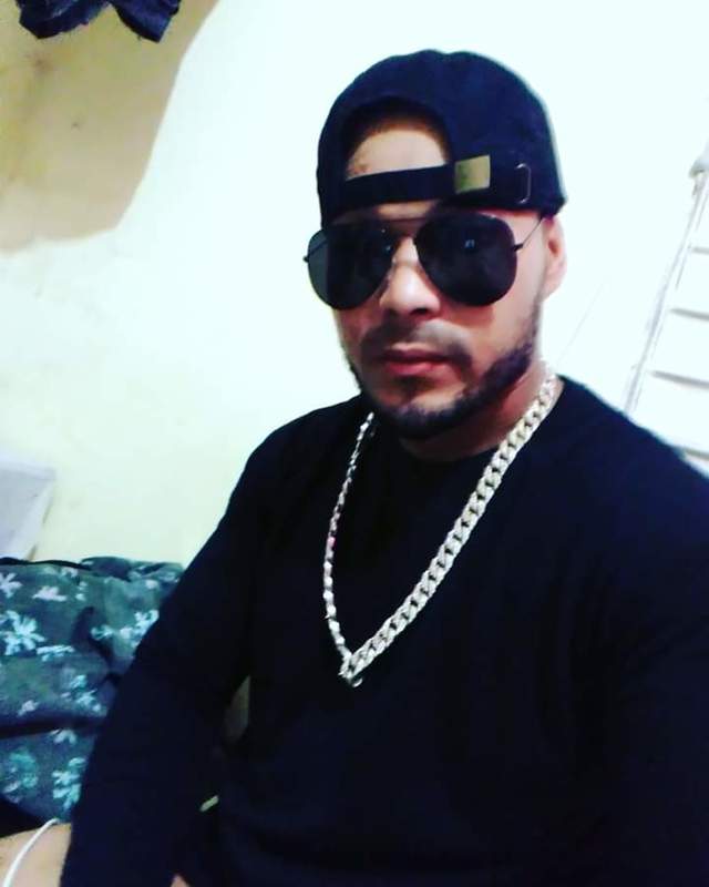 Date this athletic Dominican Republic man Rafael from Santo Domingo DO36252