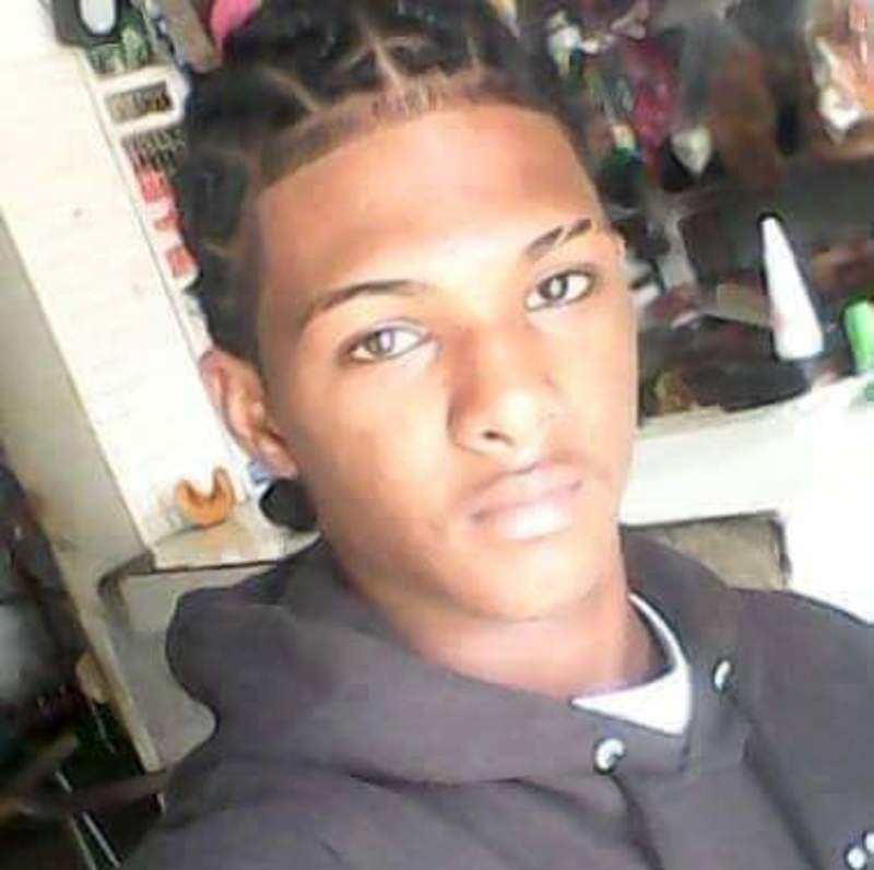 Date this pretty Dominican Republic man Miguel angel from Azua DO36362