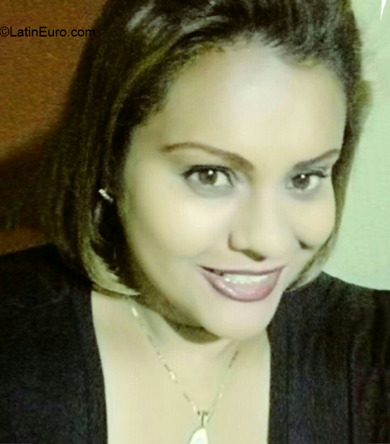 Date this fun Colombia girl Sagaria from Bogota CO26195