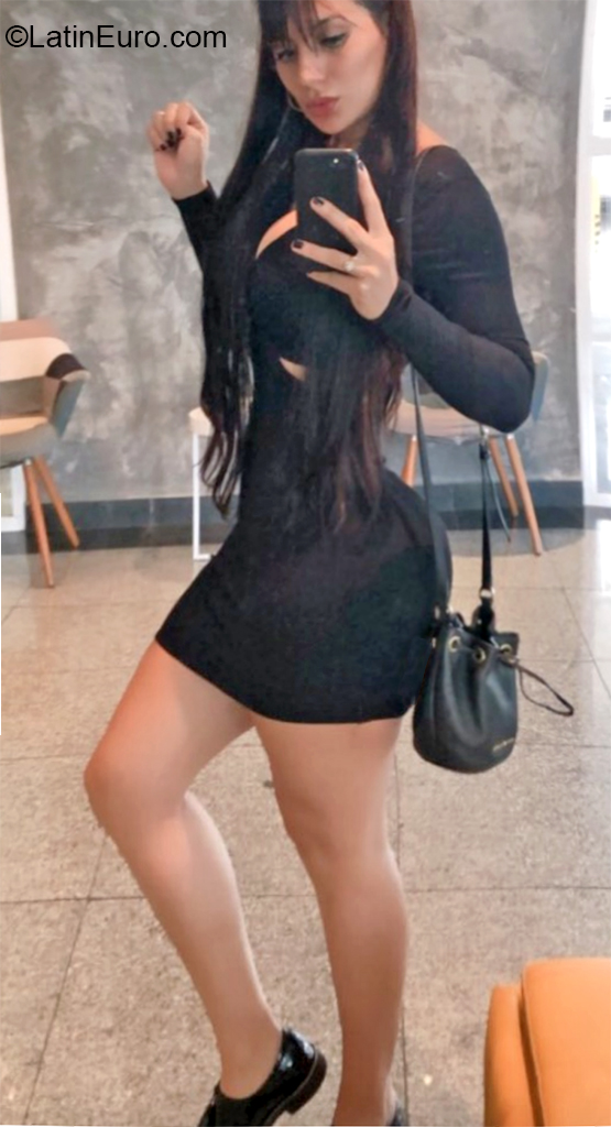 Date this gorgeous Colombia girl Maria from Panama City CO26208