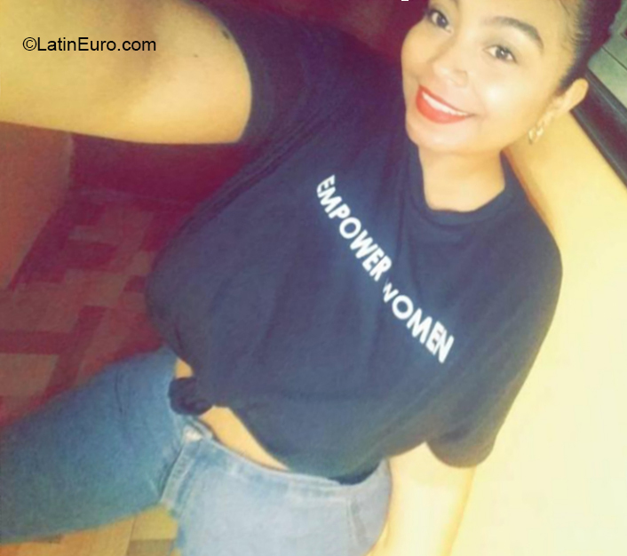 Date this stunning Colombia girl Barbara from Baranquilla CO26227