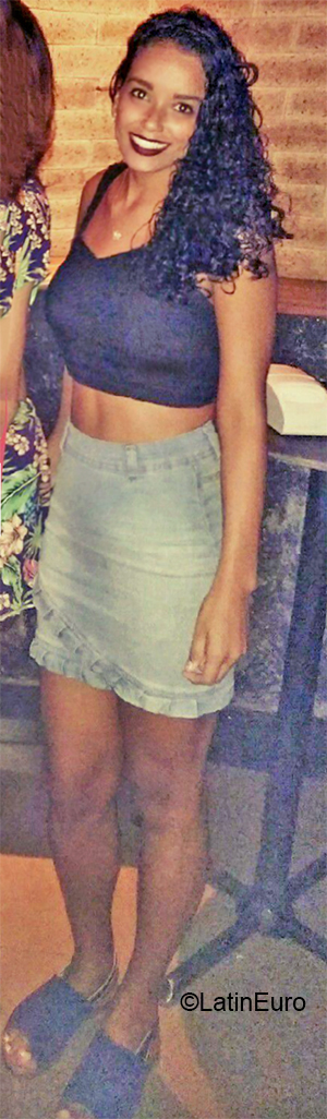 Date this gorgeous Brazil girl Debora from Vitoria BR10957