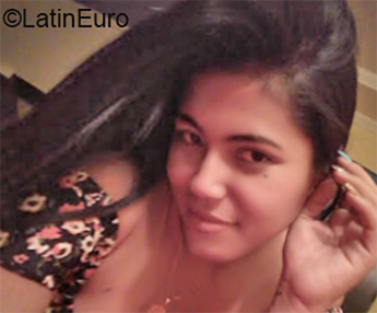 Date this funny Venezuela girl Ana Paula from Caracas VE2796