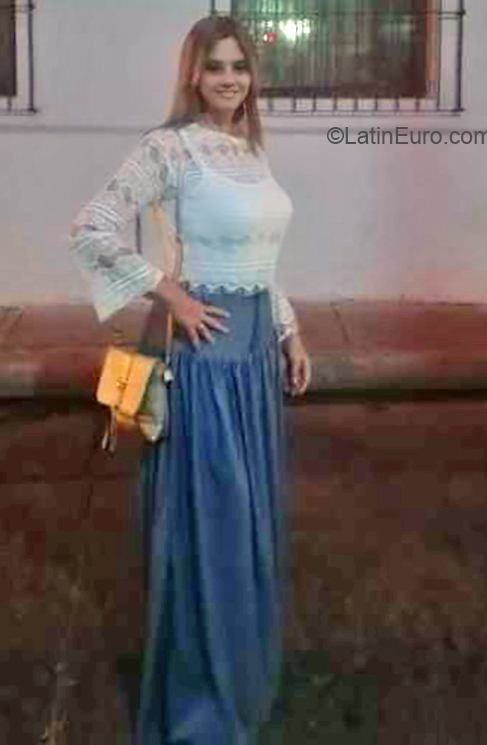 Date this pretty Colombia girl Monica from Cucuta CO27056