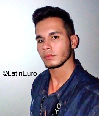 Date this stunning Colombia man Jose from Bogota CO26312