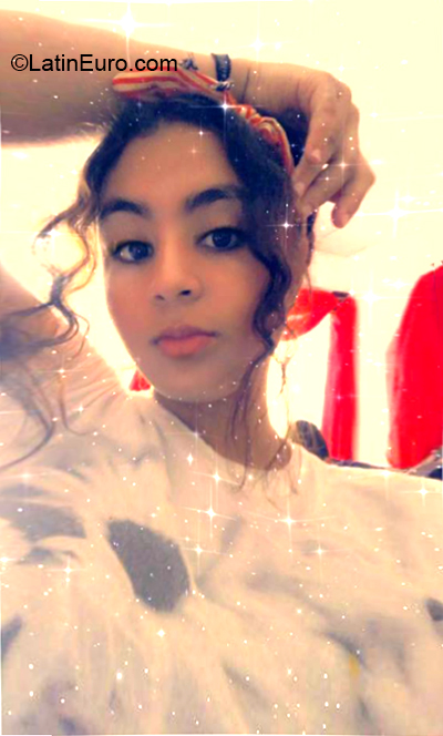 Date this fun Dominican Republic girl Johanna from La Vega DO36688