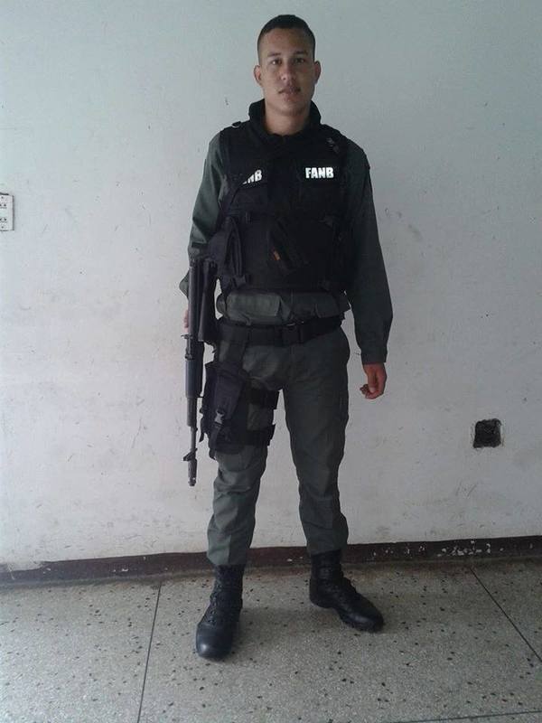 Date this tall Venezuela man Cristopher from Barinas VE2850