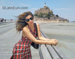 attractive France girl Cristina from Paris FR297