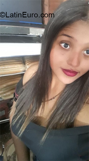 Date this funny Colombia girl Isabela from Cucuta CO26602