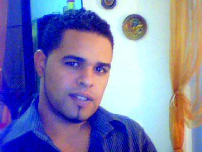Date this nice looking Dominican Republic man CARLOS from La Vega DO37318