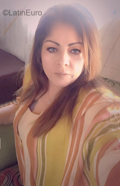 Date this athletic Mexico girl Elena from Guadalajara MX1774