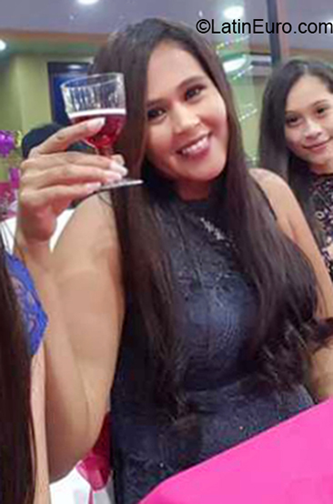Date this young Honduras girl Yaneth from Olancho HN2764
