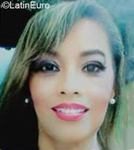 Date this pretty Colombia girl Maria Claudia from Monteria CO26785