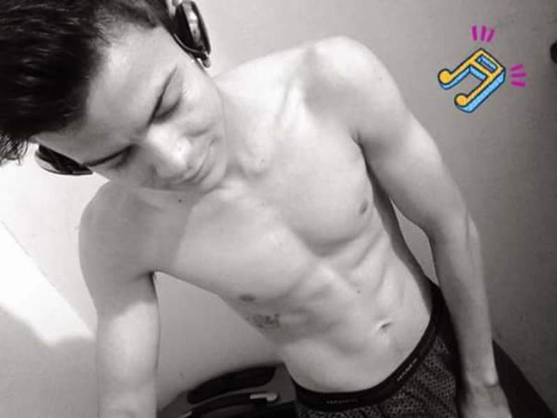 Date this nice looking Costa Rica man Yohan coca from San Diego Tres Rios CR384