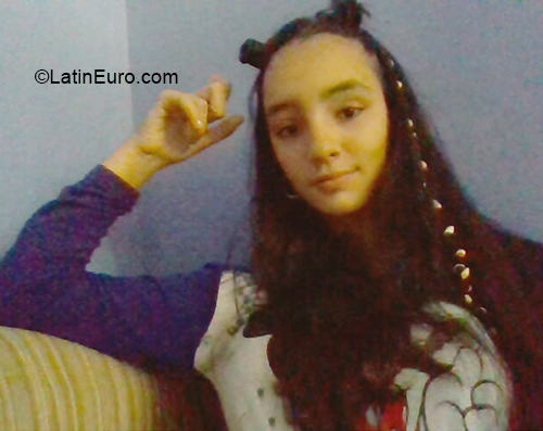 Date this lovely Uruguay girl Lucia from Montevideo UY44