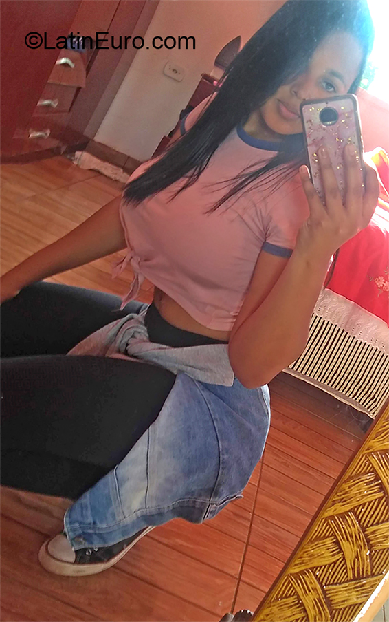 Date this tall Brazil girl Samara from Sao Paulo BR11056