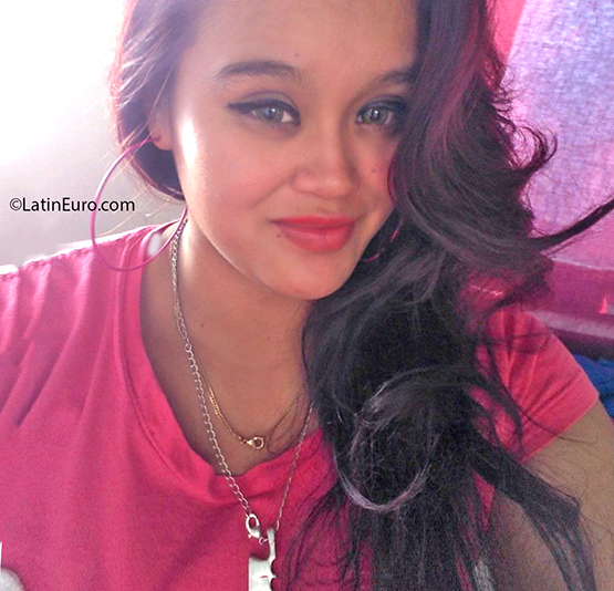 Date this voluptuous Colombia girl Lina from Palmira CO26946