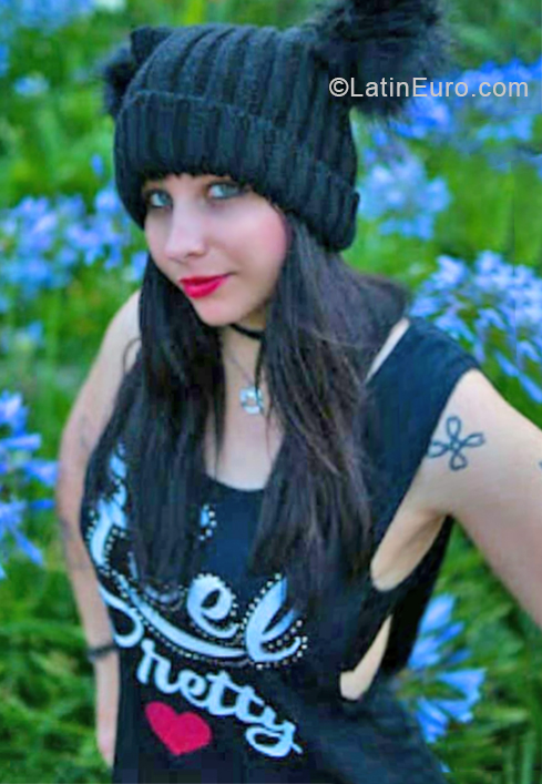 Date this passionate Argentina girl Deni from Buenos Aires AR384