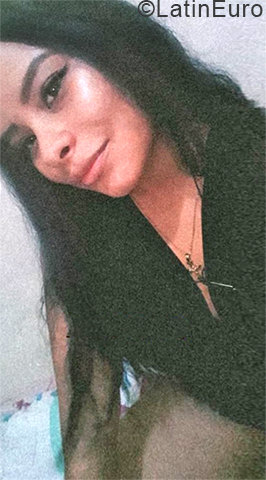 Date this stunning Colombia girl Alexa from Pereira CO27165