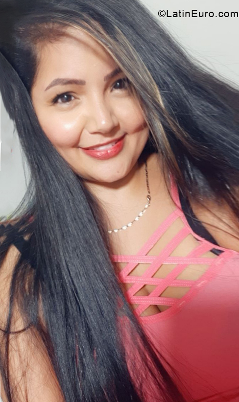 Date this gorgeous Colombia girl Karen from Bucaramanga CO27162
