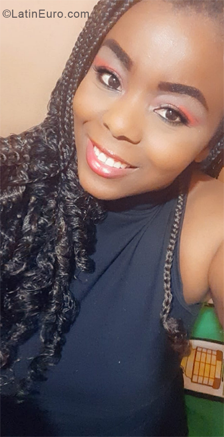 Date this fun Colombia girl Claudia from Medellin CO27181