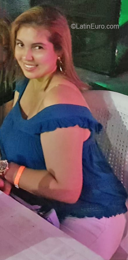 Date this beautiful Costa Rica girl Cindy from San Jose CR390